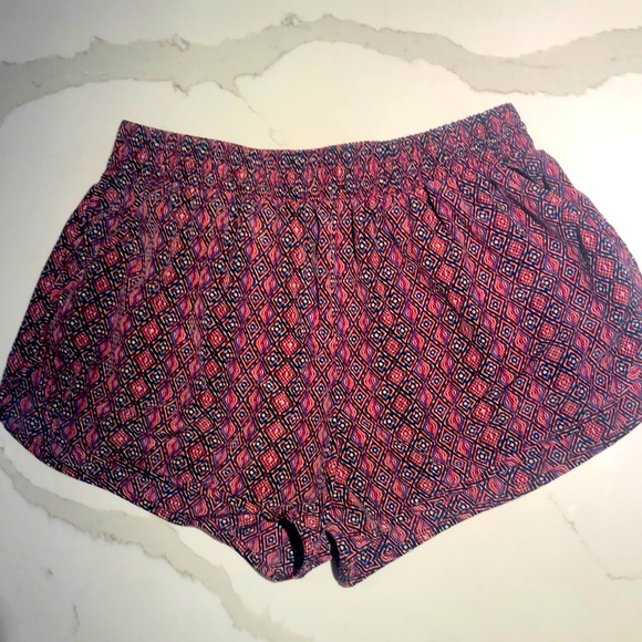 Patterned shorts - Picture 1 of 1